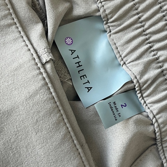 Athleta Chelsea Cargo Wide Leg Pant gray. Size 2. NWT - Picture 6 of 8